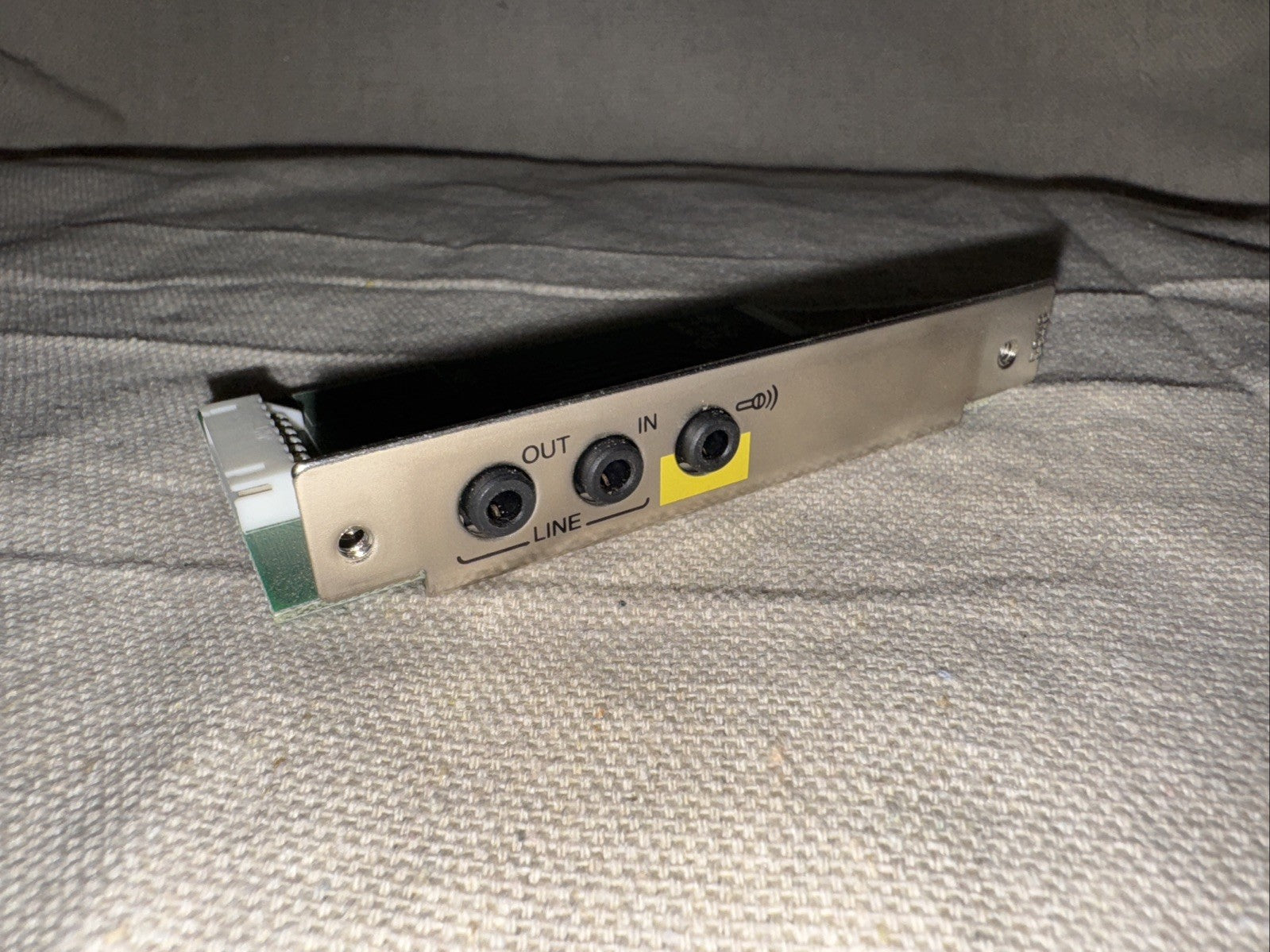 HP Audio Riser Card P/N 5064-8577, Rev A showing connectors on the side for audio input and output.