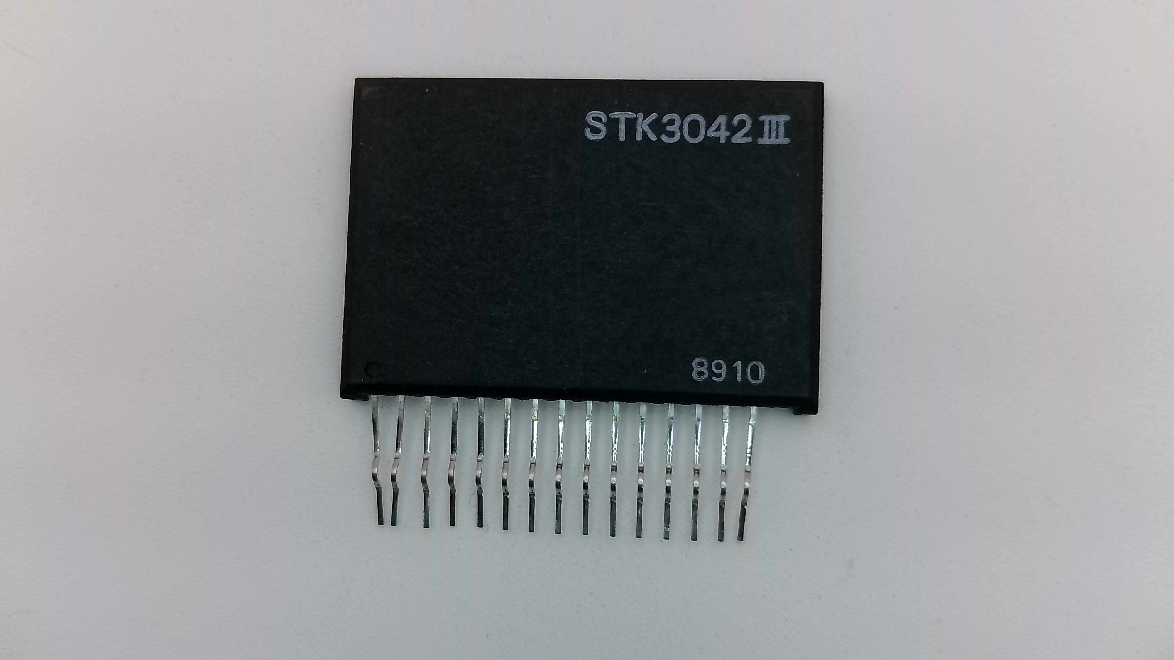 STK3042III Thick-Film Hybrid IC - 2-Channel Audio Voltage Amplifier (MKIII)