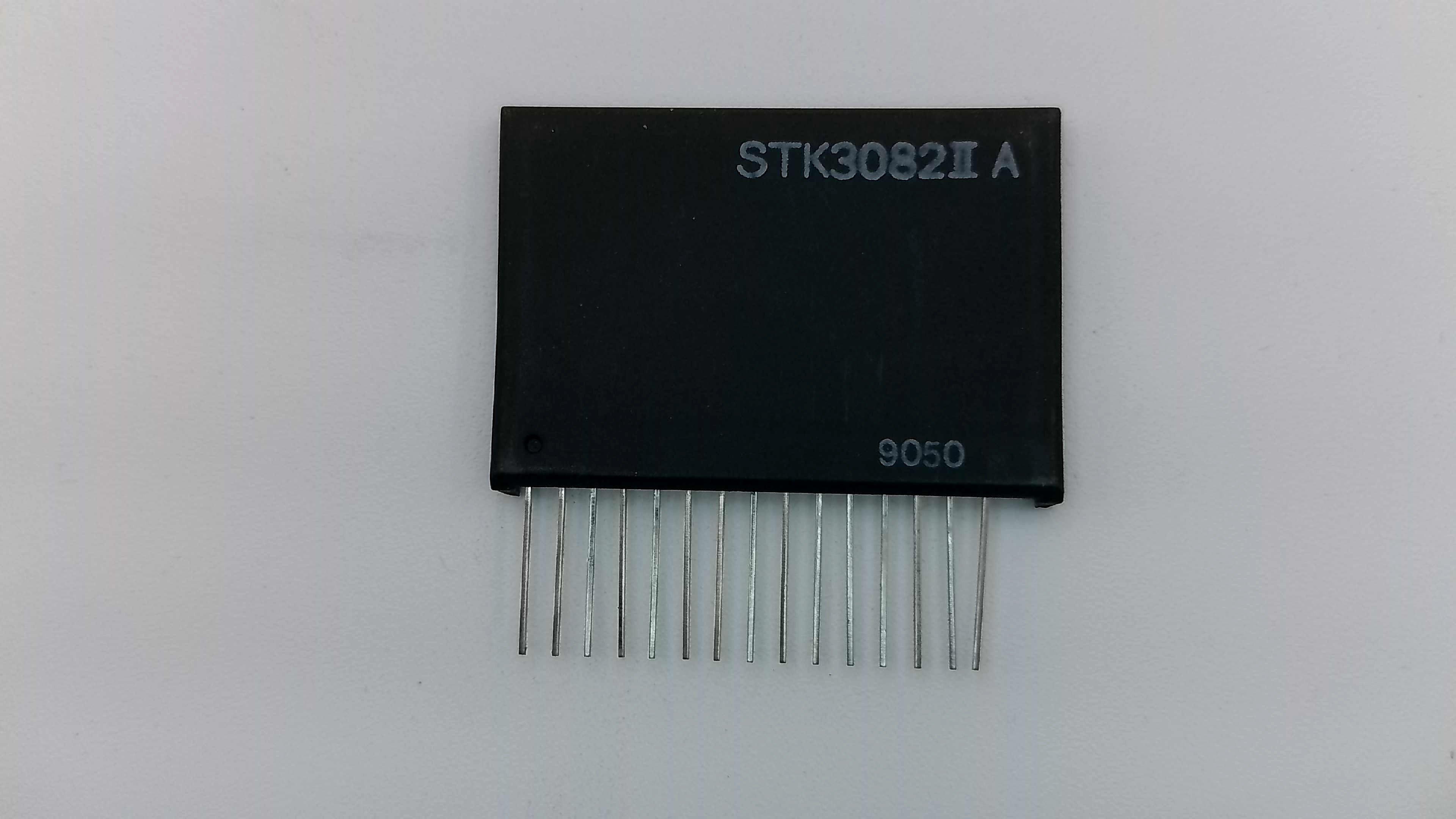 STK3082II Sanyo Voltage Amplifier