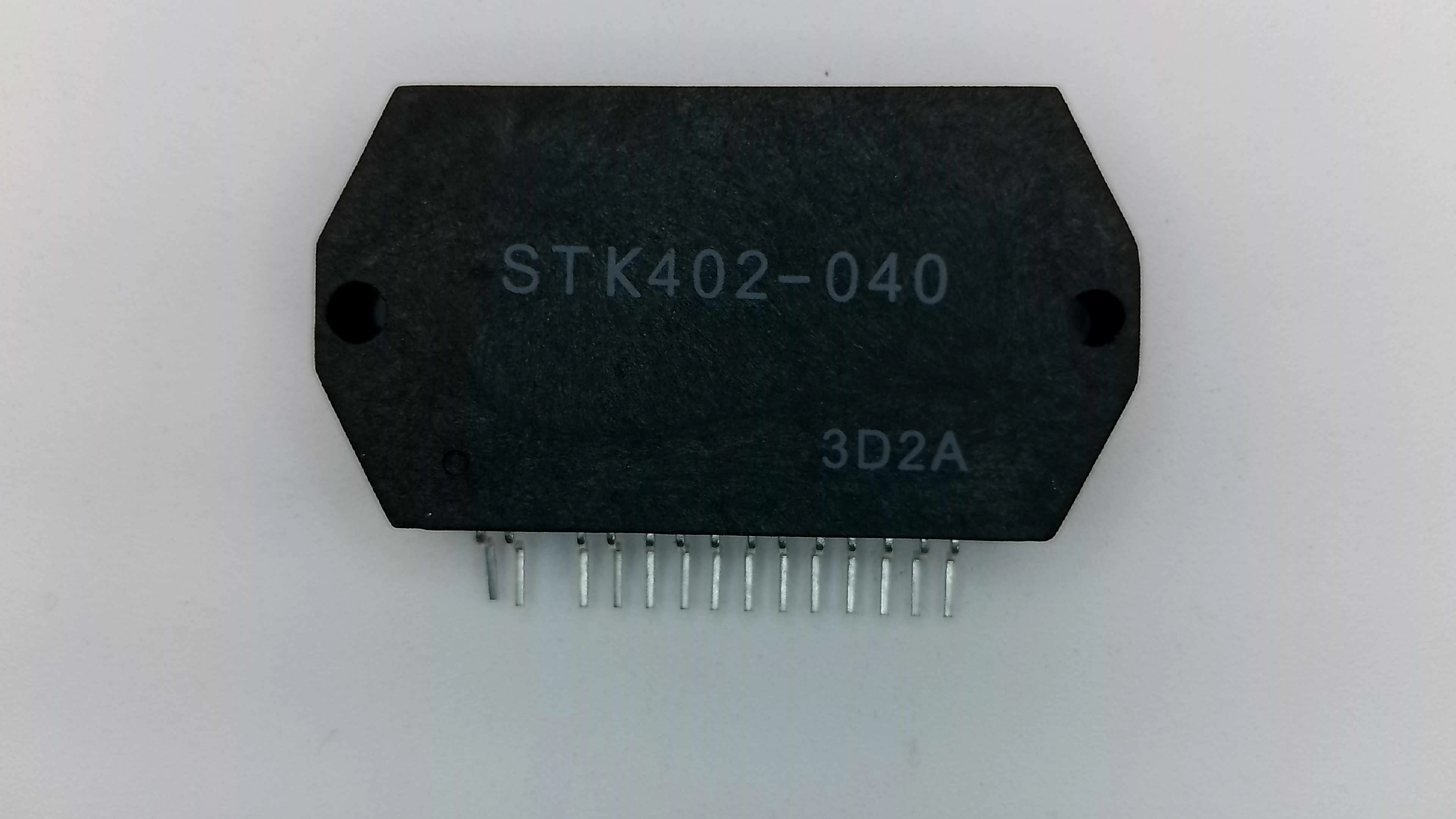 STK402-040 Thick-Film Hybrid IC - 2-Channel Audio Power Amplifier