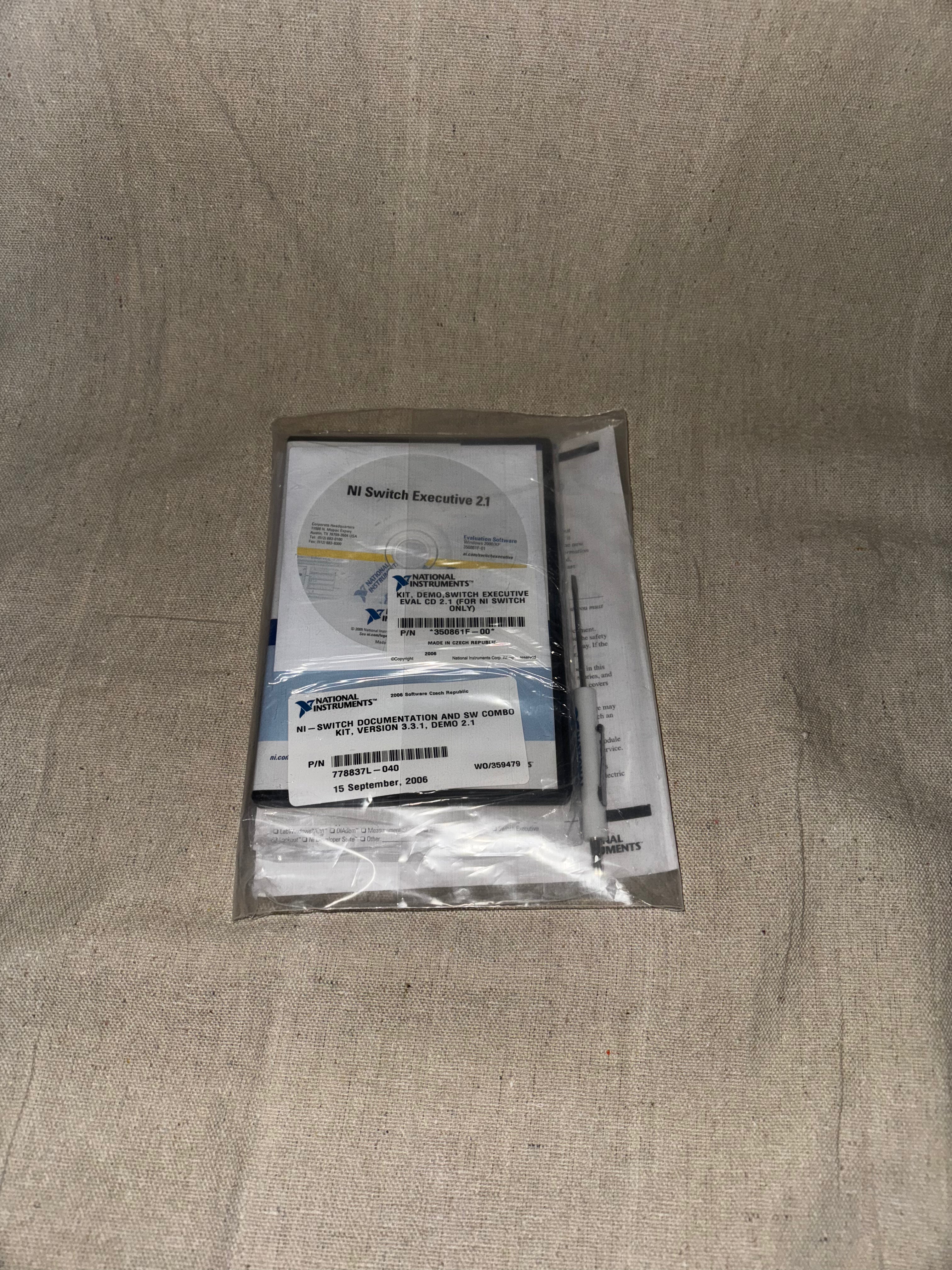 National Instruments Switch Documentation and SW Combo Kit, Version 3.3.1, Demo 2.1 PN 778837L-040