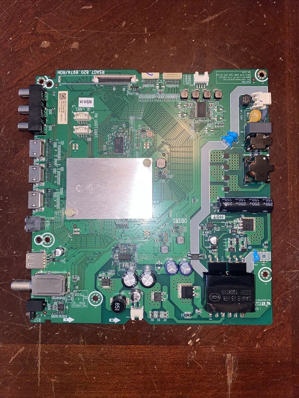 40" Hisense 258144 Main Board 40H4030F1 M102 40H4030 rsag7.820.8974/roh