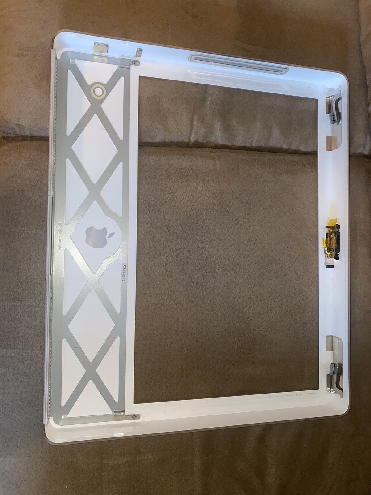 Apple iMac 5,1 A1207 EMC 2118 Core 2 Duo Late 2006 Front Bezel and Camera