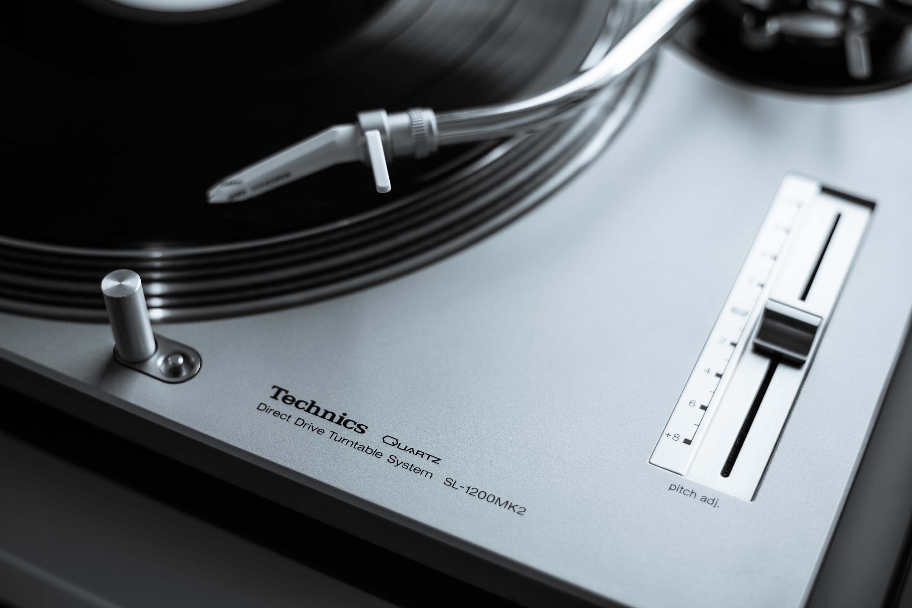 Vinyl Record Player Turntable Mail In Repair Service Estimate on a Technics SL-1200MK2.