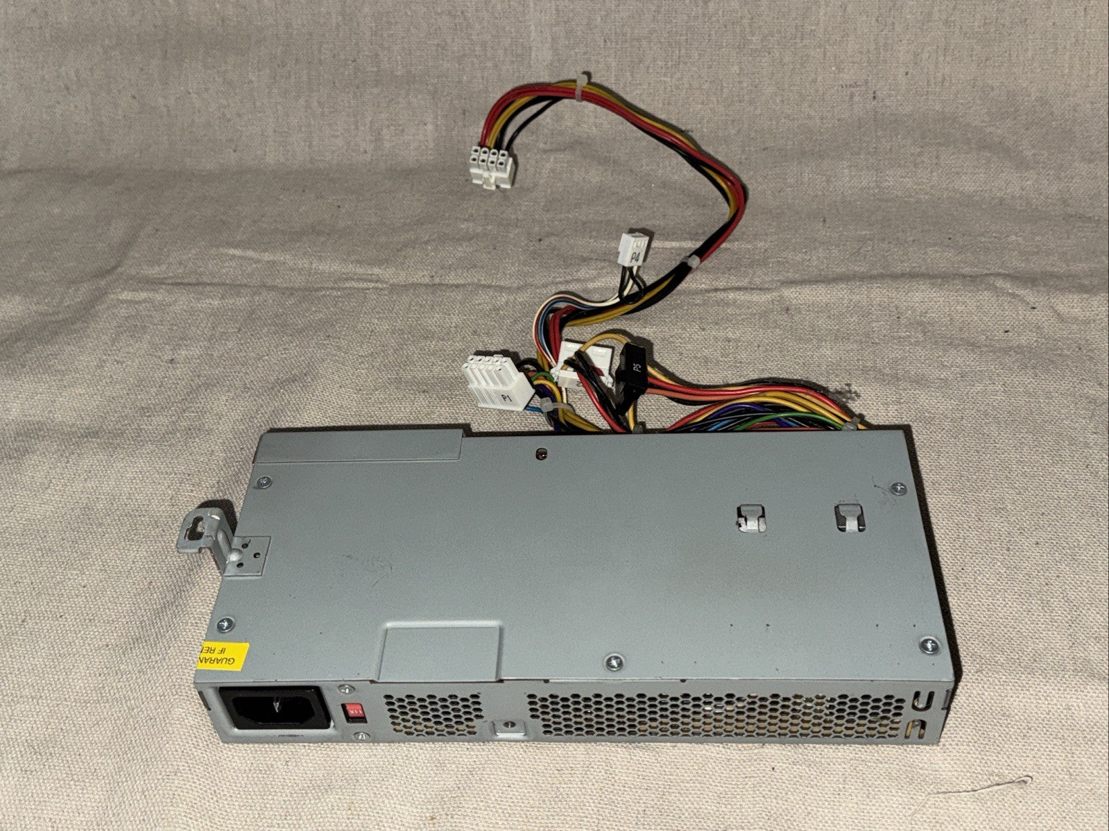 HP Compaq D530 PD1087P PC Power Supply PSU HP-L1520F3P 380446-001 HP Compaq, tested functional power supply unit.