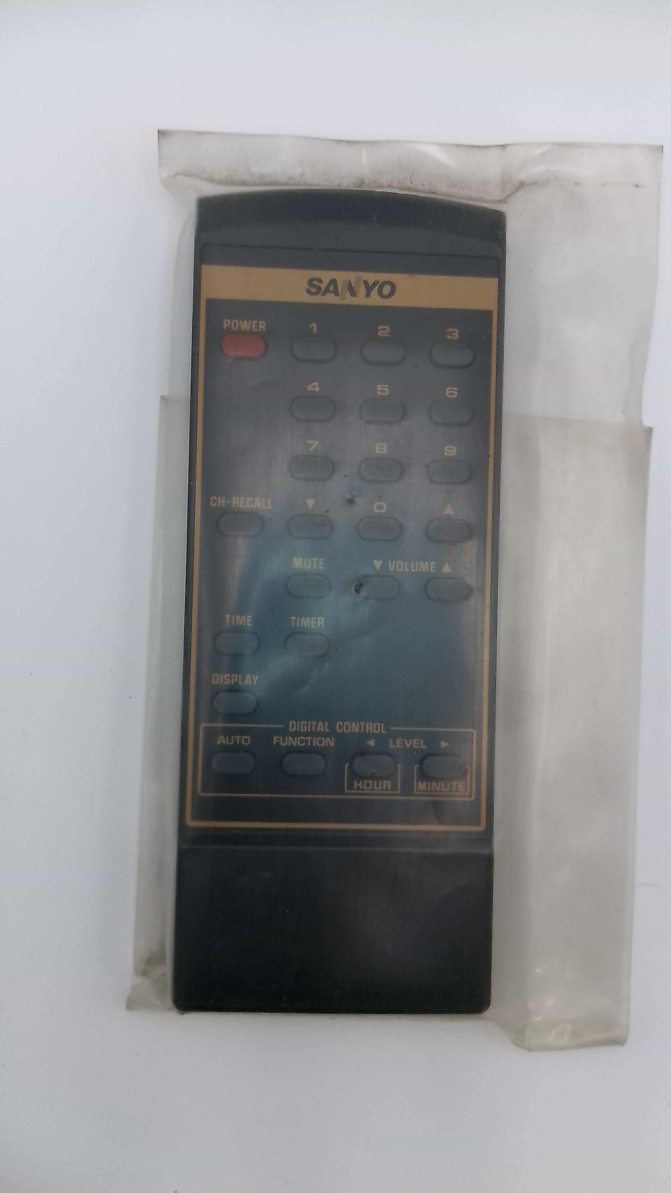 Genuine Sanyo US0355XA (USO355XA) OEM CRT TV Remote Control