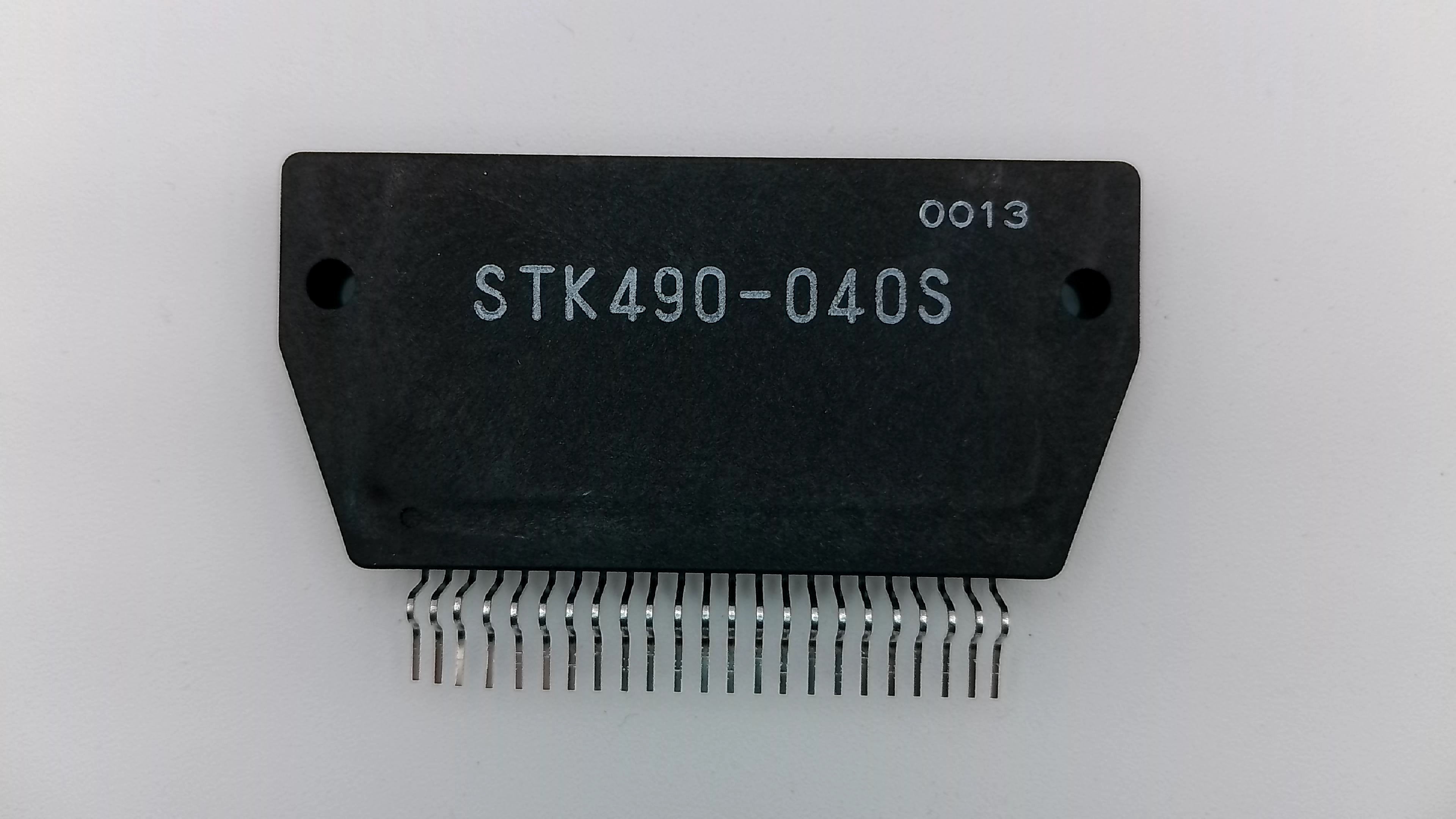 Sanyo STK490-040S 3-Channel Audio Power Amplifier Hybrid IC