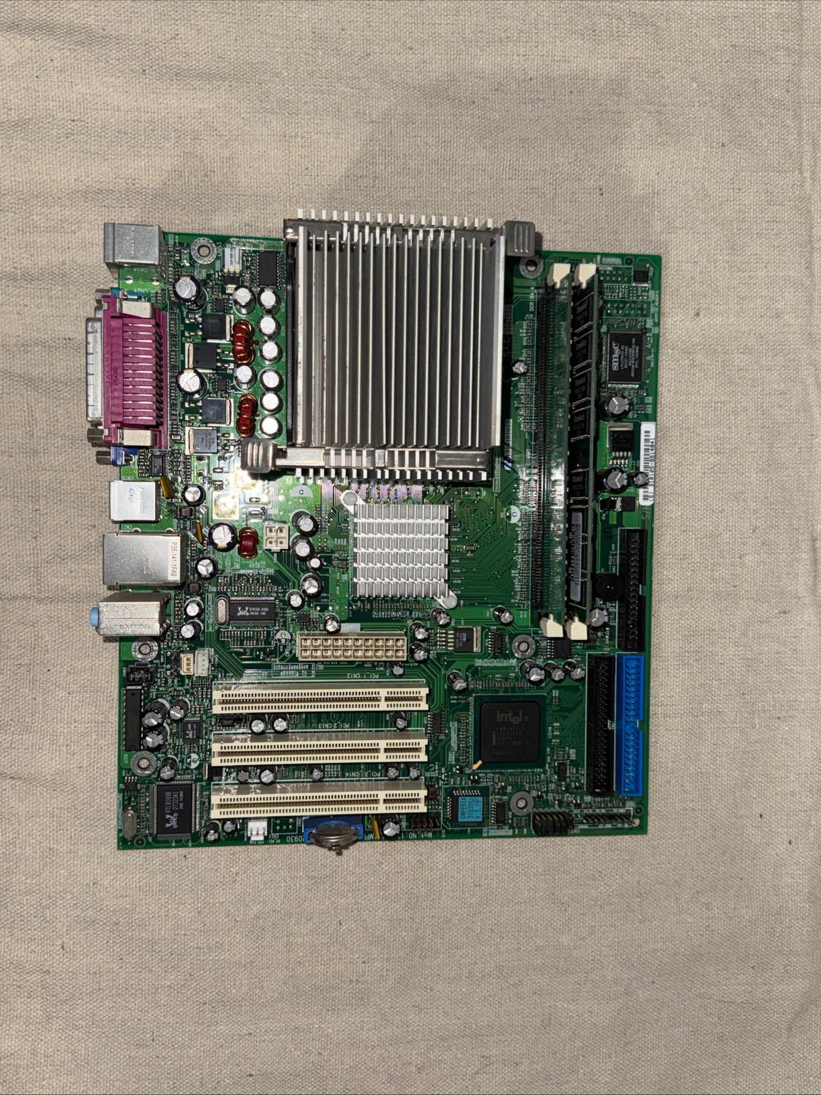 Yang AN YA-3 E114139 Motherboard with Intel Celeron and Memory