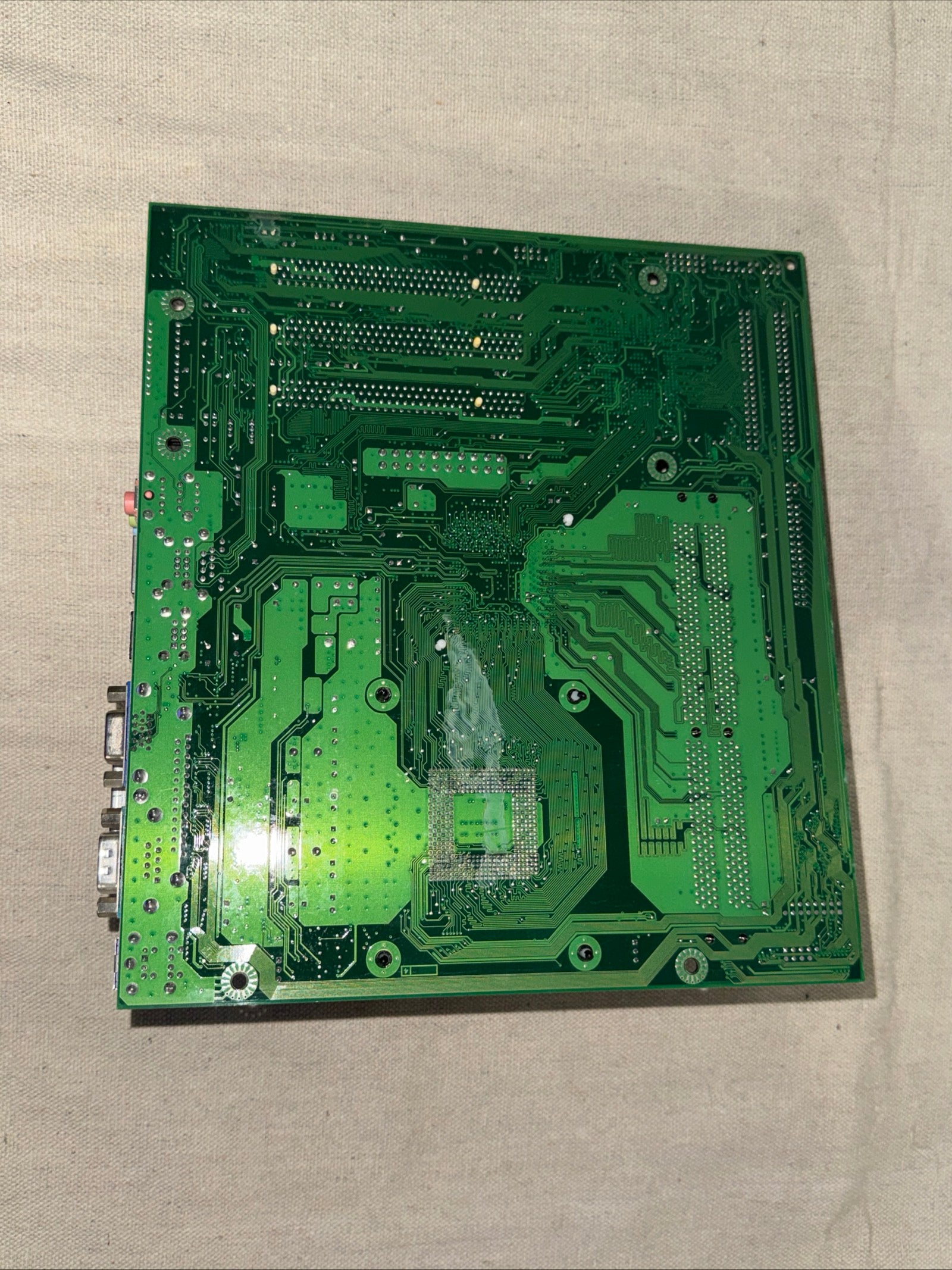 Yang AN YA-3 E114139 Motherboard with Intel Celeron and Memory
