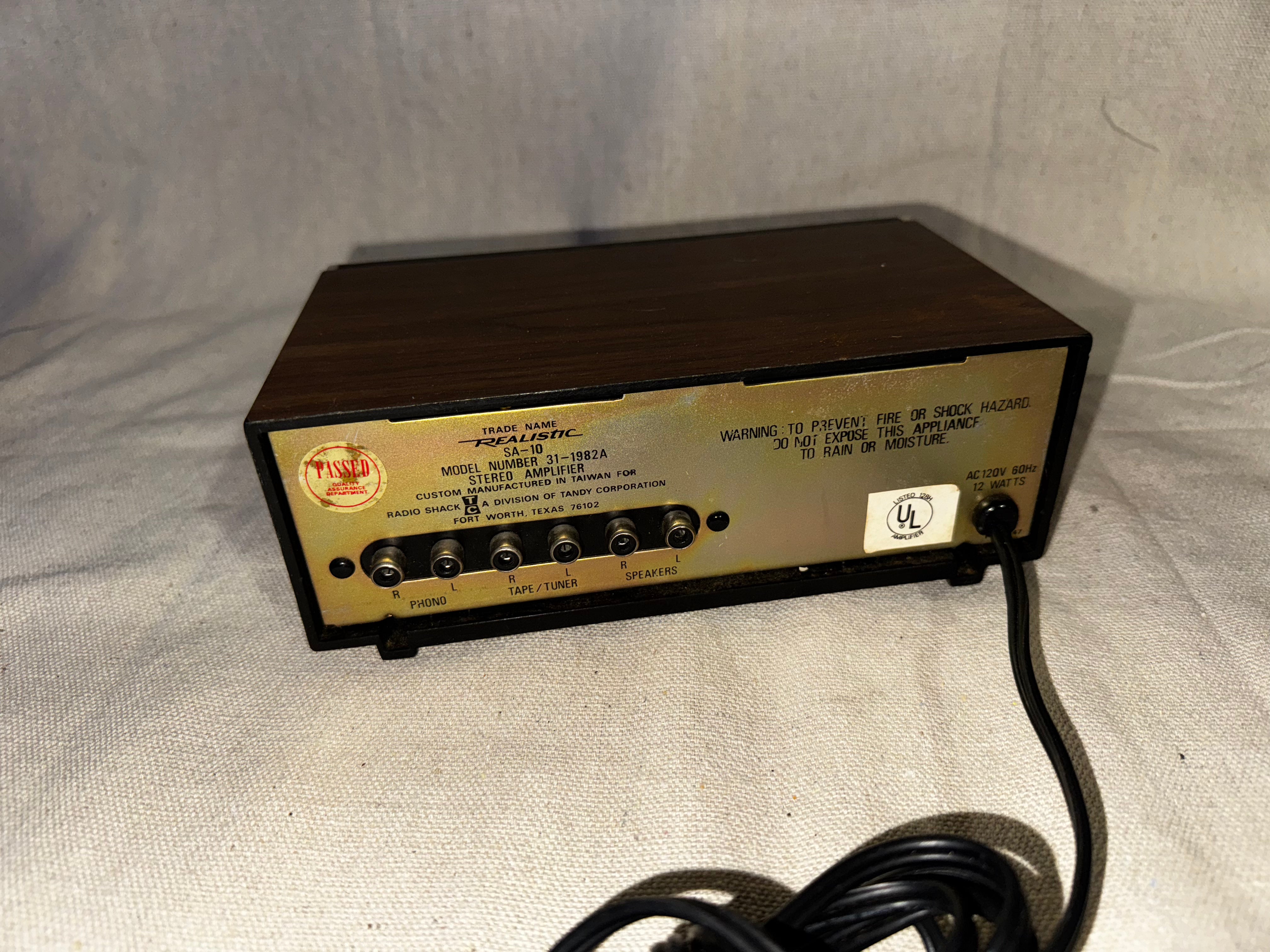 Realistic SA-10 Solid State Stereo Amplifier Model 31-1982b