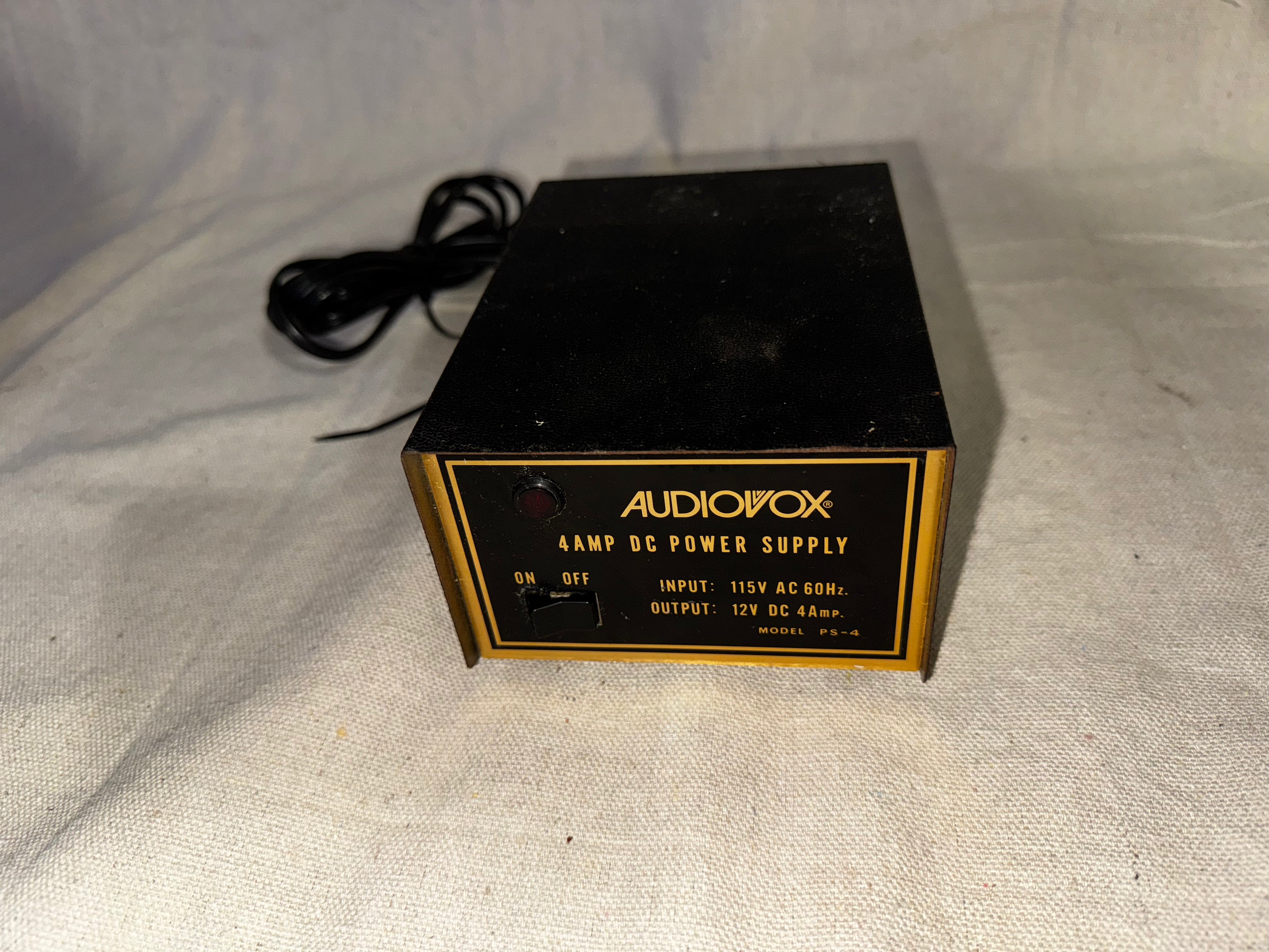 Audiovox PS-4 12VDC 4A Power Supply