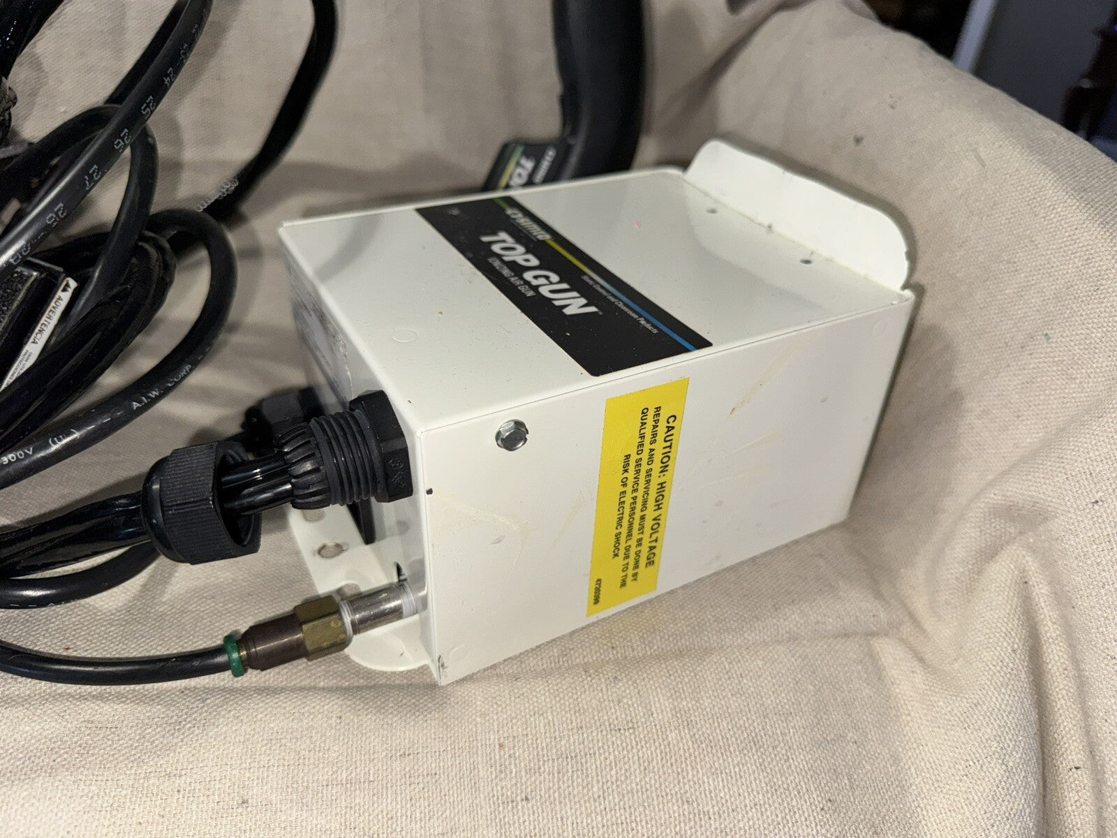 Simco-Ion Top Gun Low Balance Ionizing Air Gun with Sidekick, 120V 4006992 power supply with cables.
