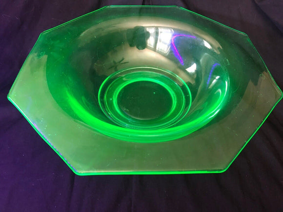 Large Octagon Serving Dish Vaseline Uranium