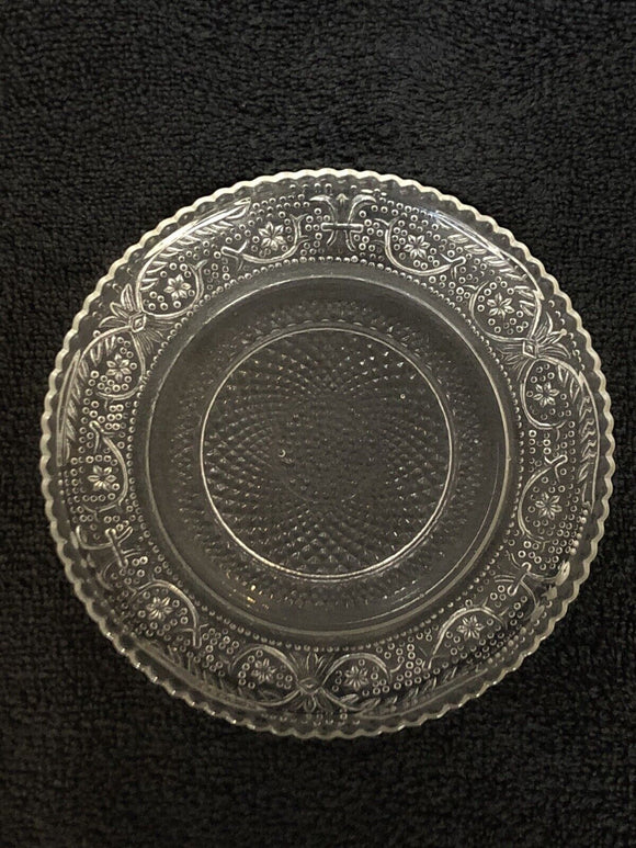 5.75” Round Glass Sandwich Plate - Clear Dots