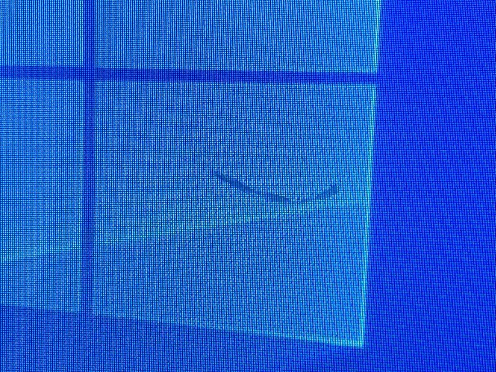 Dell 19" Inch LCD Monitor P1914Sc No Stand With Scratch In Screen TESTED