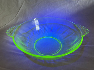 8” Vintage Green Uranium Vaseline Glass Bowl With Handles