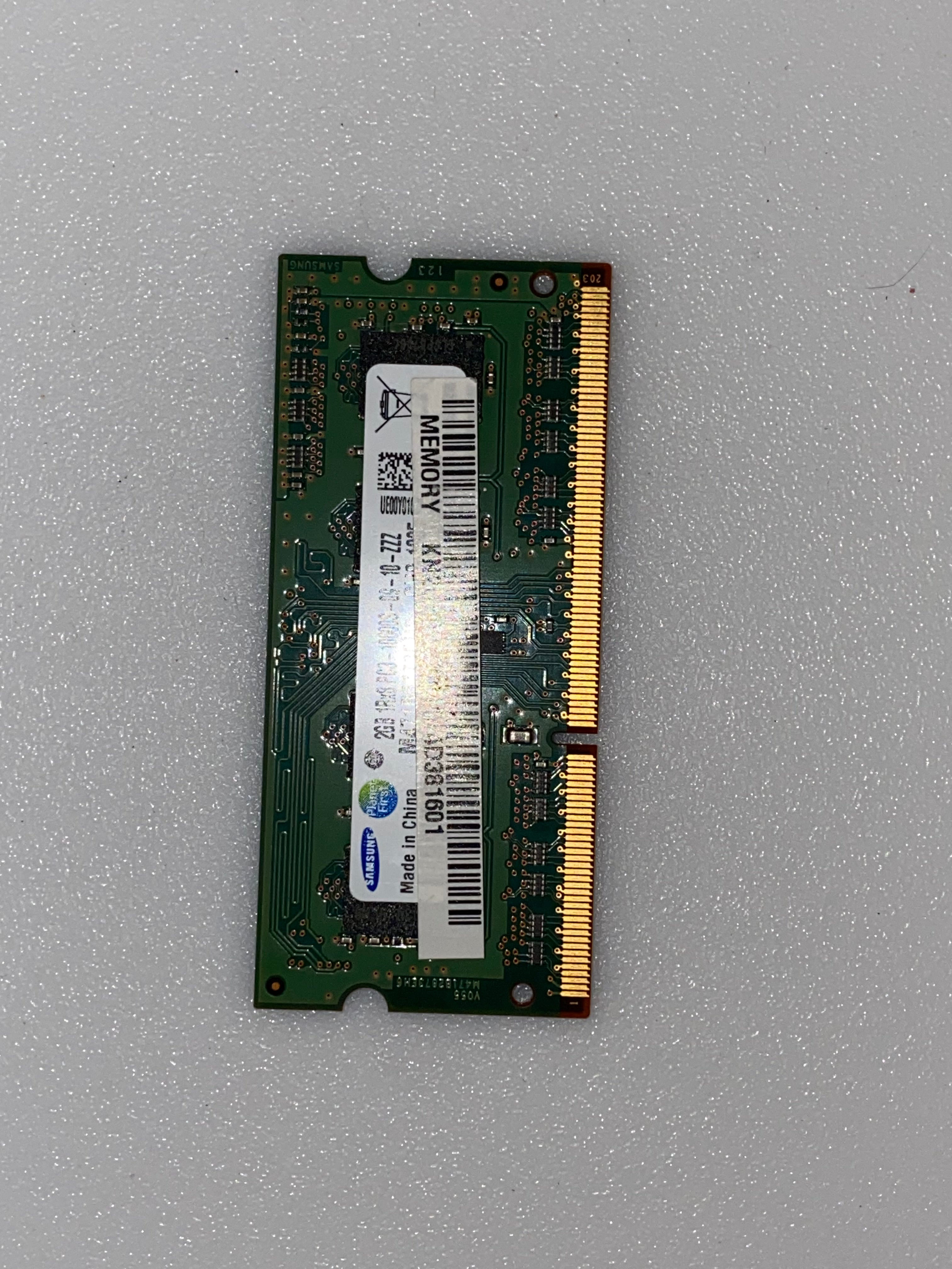 Samsung 2 GB PC3-10600S-09-10 M471B5773CHS-CH9 M471B5773CHS Laptop Memory Module Ram